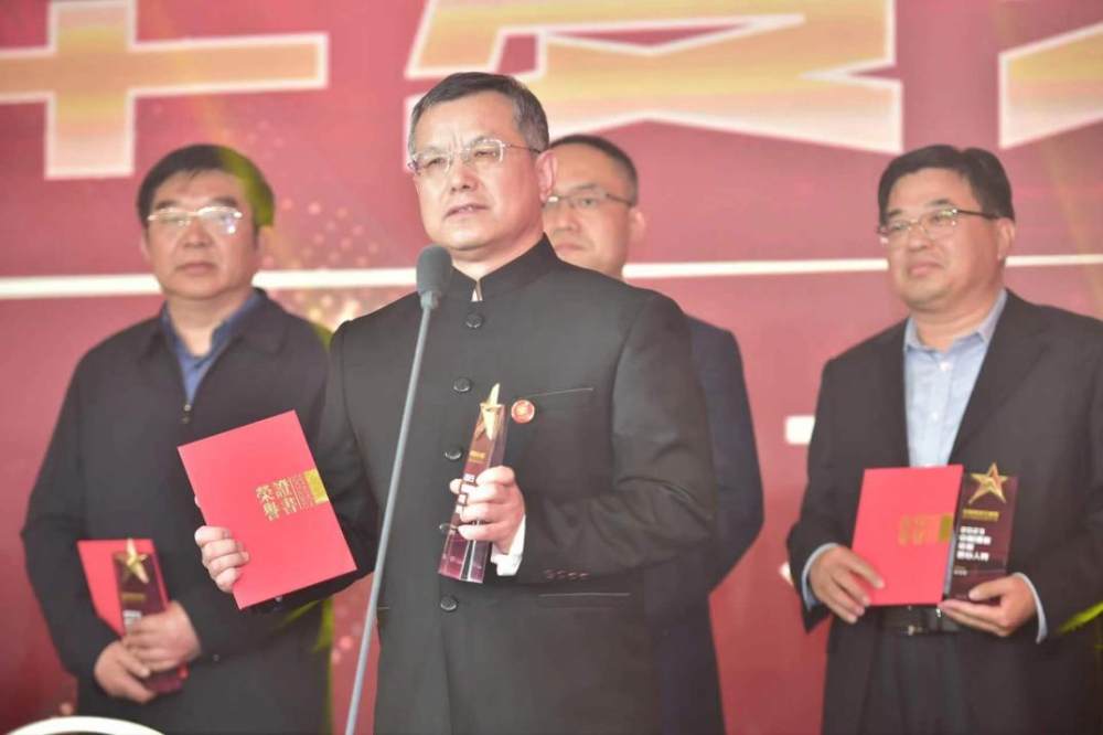 務實競進載譽前行，四特酒榮獲“中國酒業華夏獎”兩項大獎(圖3)