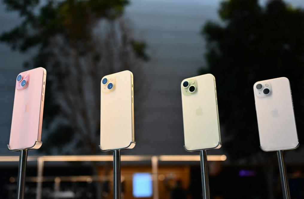 露出蘋果LOGO身份象征？揭露iPhone用戶愛用裸機的6大關鍵(圖1)