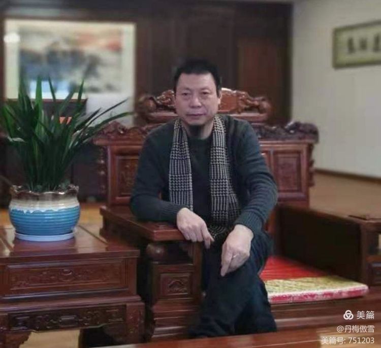 博采萬象貫古通今，筆神墨仙傳承千年——記中國抄經(jīng)第一人，萬福圖騰創(chuàng)始人江南余良先生