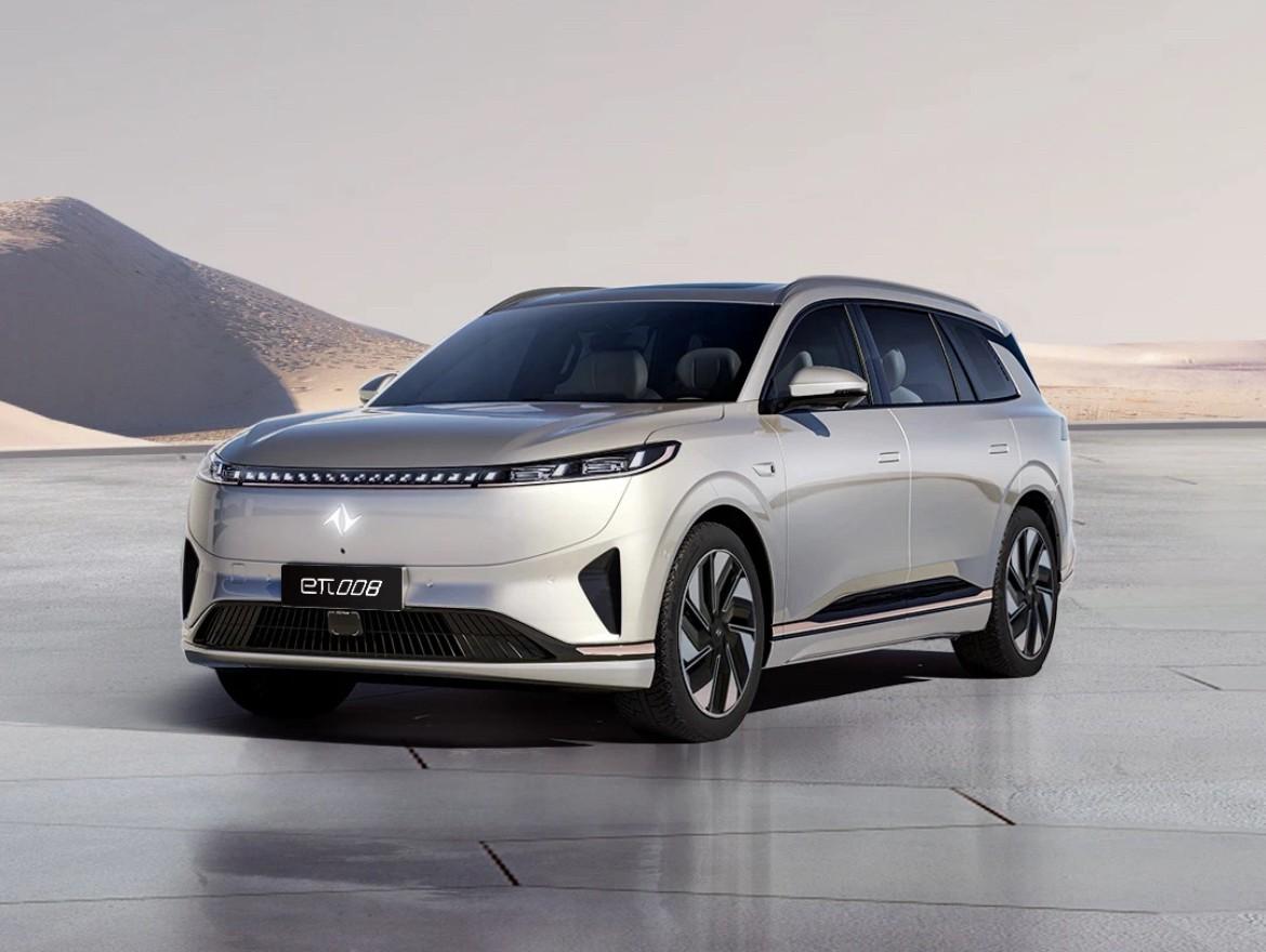 乘風(fēng)向上雙車齊發(fā)東風(fēng)eπ008與嵐圖FREE318即將上市(圖1)