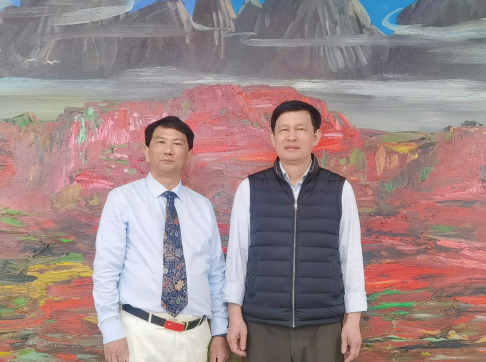 聯合國特別大使王鳳麟訪問云南大學昌新國際藝術學院，盛贊周昌新先生作品！